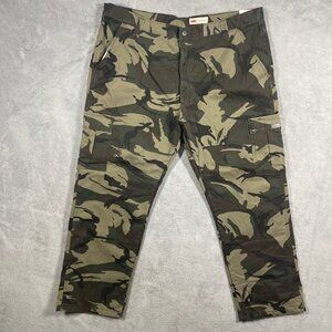 NWT MEN'S Wrangler Fleece Lined Cargo Relaxed Fit Camo Pants Phone Pocket 42x30‎